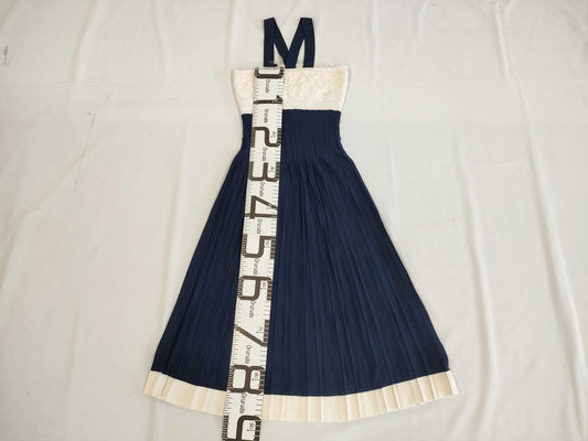 CHANEL Ivory Navy Size 36 Dress