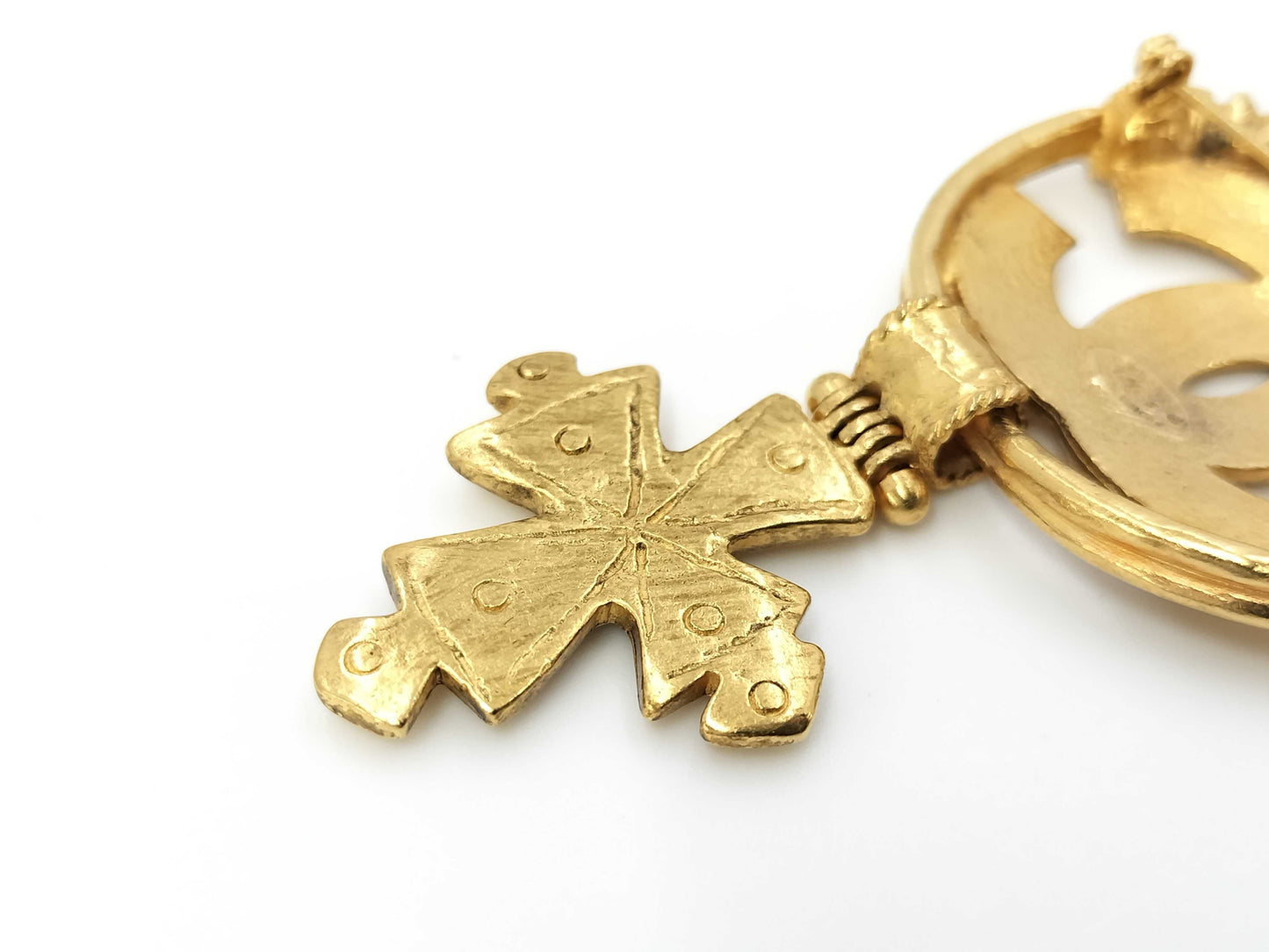 CHANEL 94P Coco Mark Gold Brooch