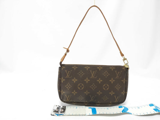 LOUIS VUITTON Monogram Accessoires Monogram AR1919 Pouch