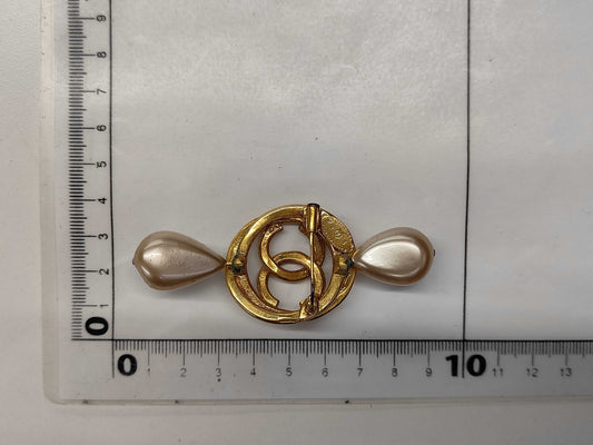 CHANEL GP Brooch