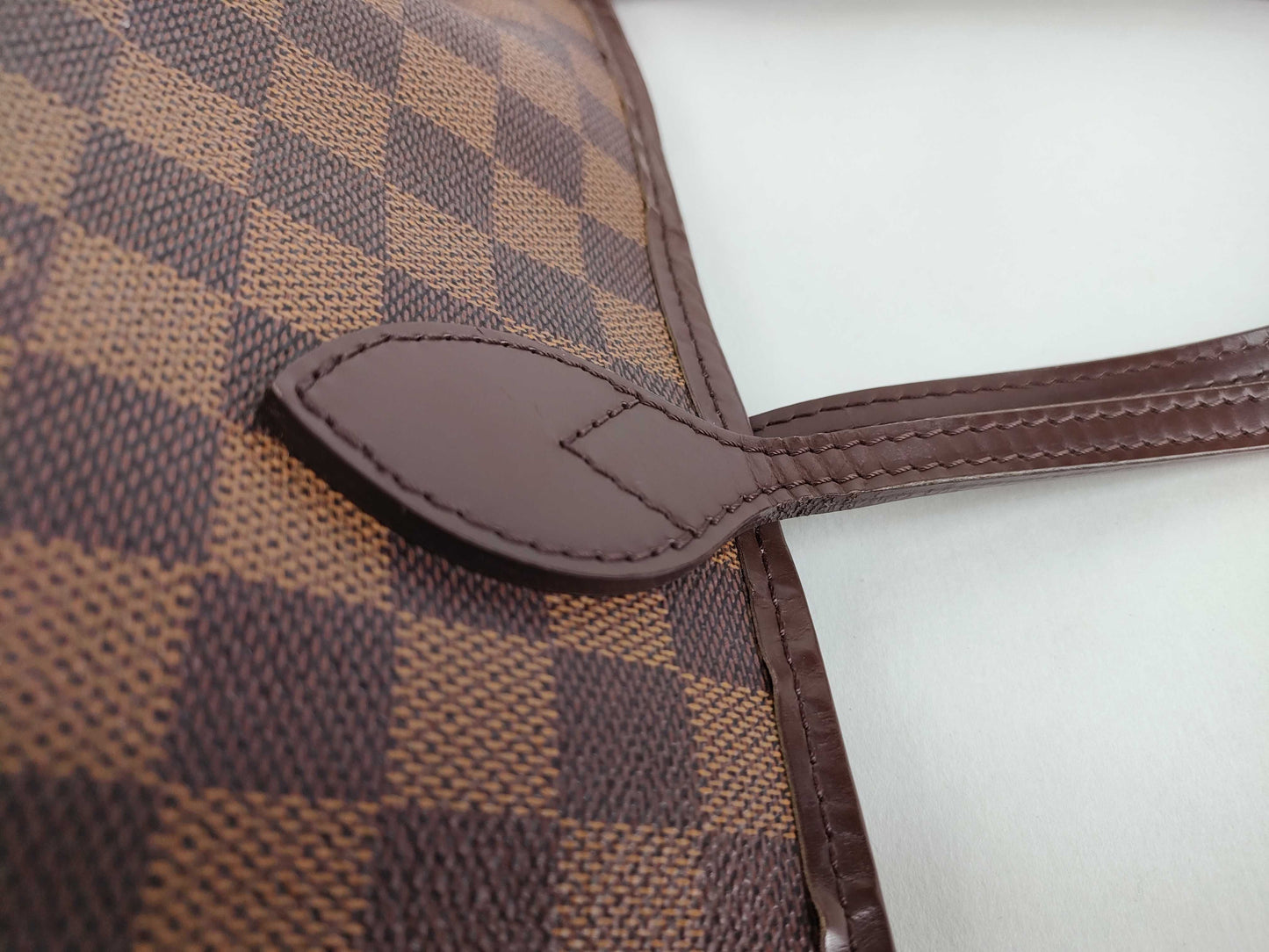 LOUIS VUITTON Damier Neverfull GM Tote Bag N41357