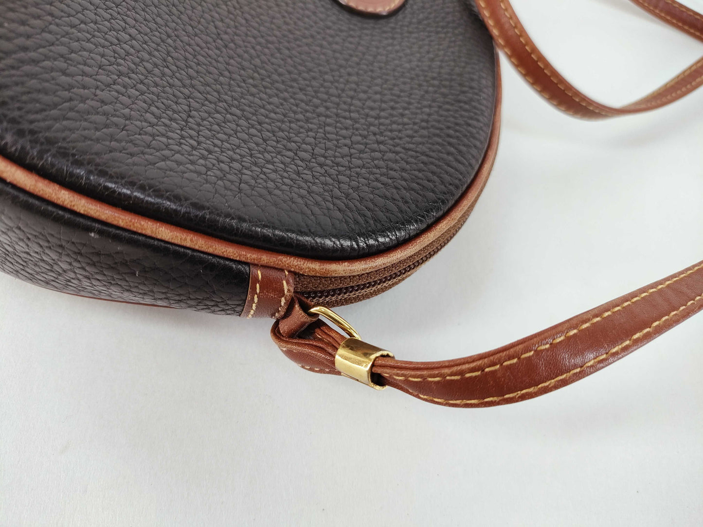 GUCCI Leather Shoulder Bag GUCCI Shoulder Bag