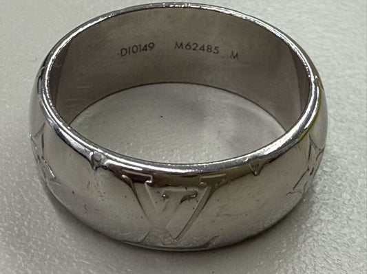 LOUIS VUITTON Monogram Ring M62485 Size M Silver Color DI0149 Stamp Made in Italy