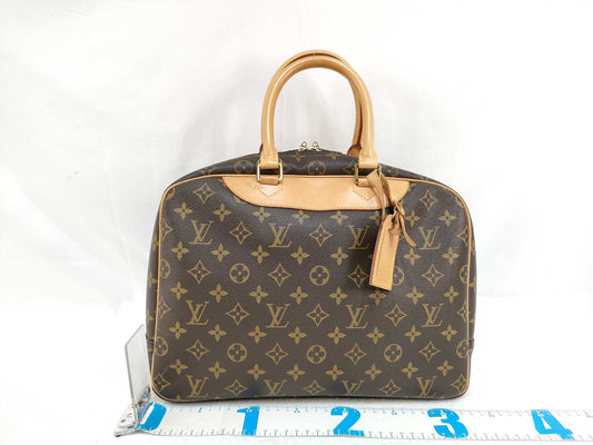 LOUIS VUITTON Monogram LV Handbag