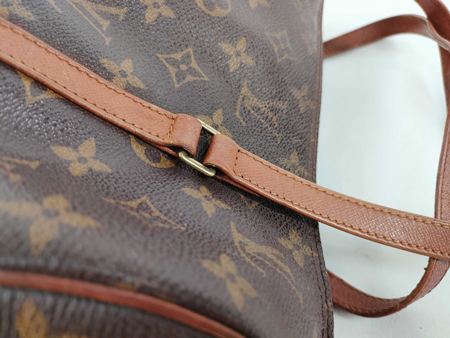 LOUIS VUITTON Monogram LOUIS VUITTON M51365 Monogram LOUIS VUITTON Monogram Papillon 30 M51365 Handbag