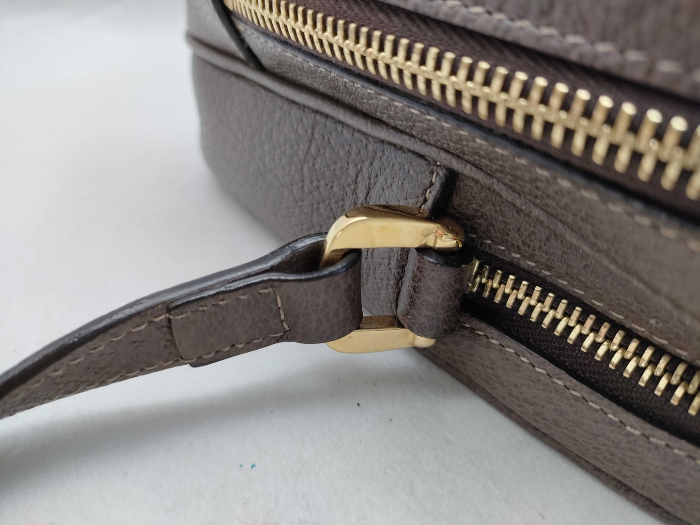 GUCCI GG Supreme Ophidia Shoulder Bag 546595 GG Supreme Canvas and Leather Shoulder Bag