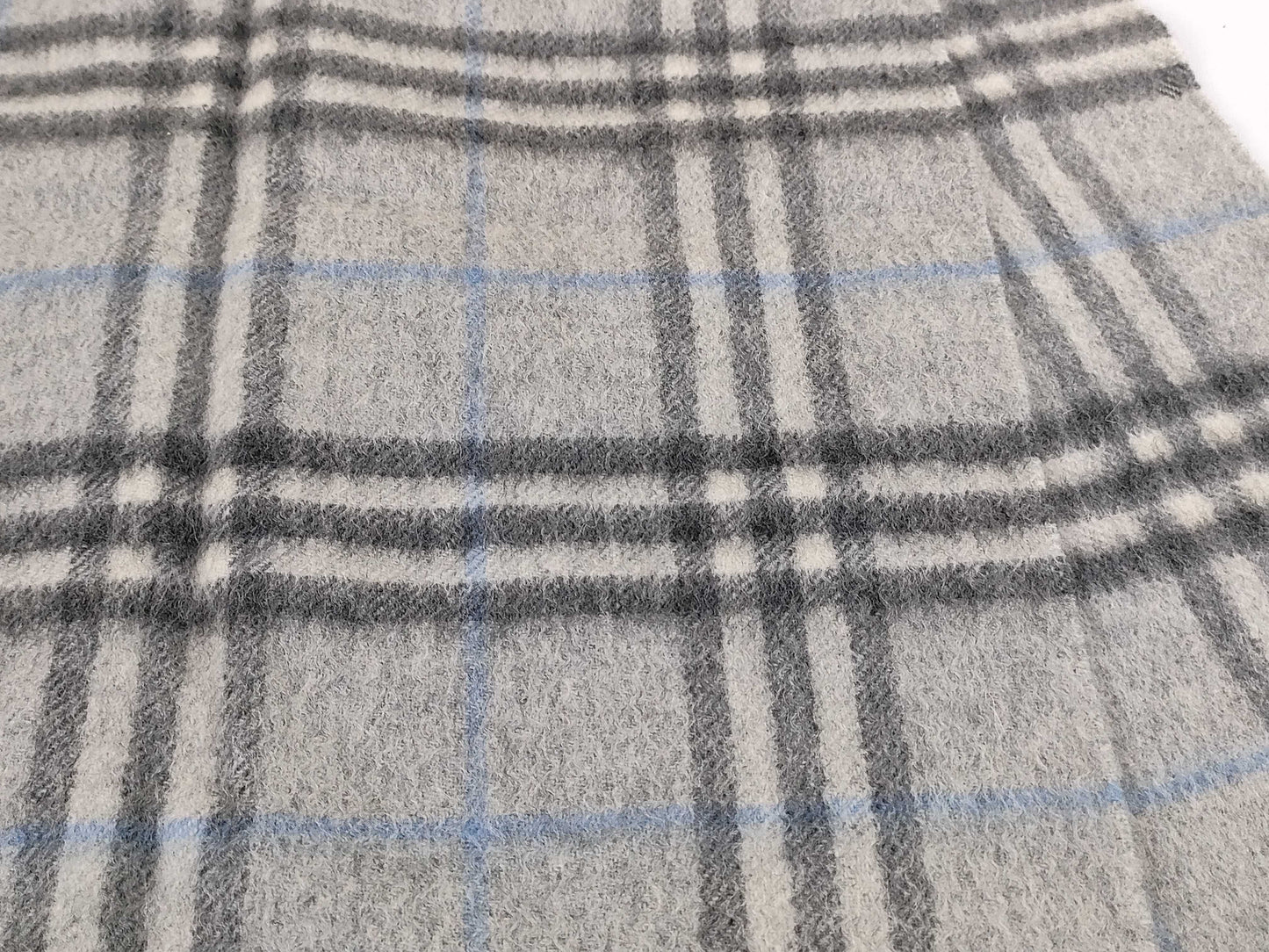 BURBERRY London Check Scarf