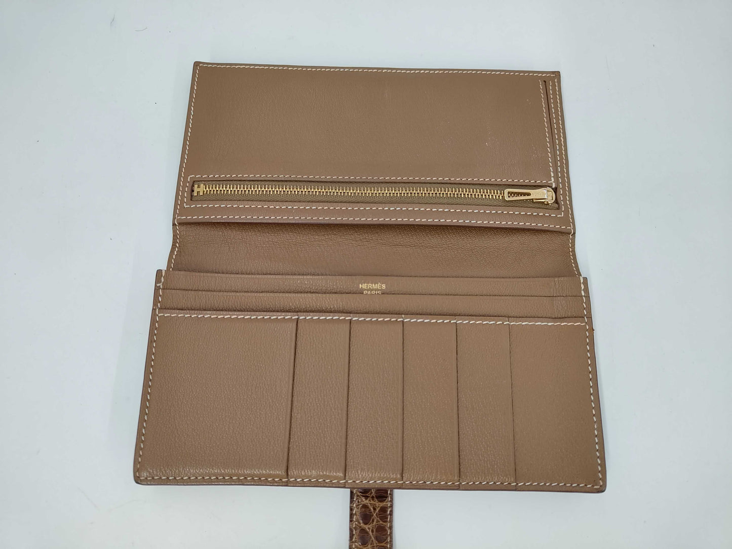 HERMES Bearn Soufflet Alligator Matte Brown Wallet with Gold Hardware and D Stamp