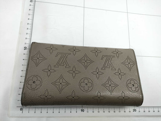 LOUIS VUITTON Mahina Amelia Mahina M58088 TN2132 Wallet