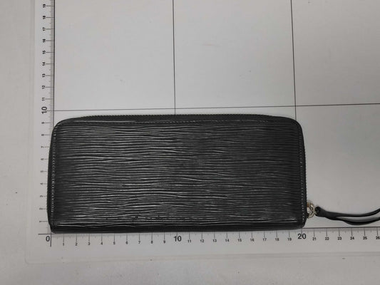 LOUIS VUITTON Epi Wallet in Noir, M60915 UB2129