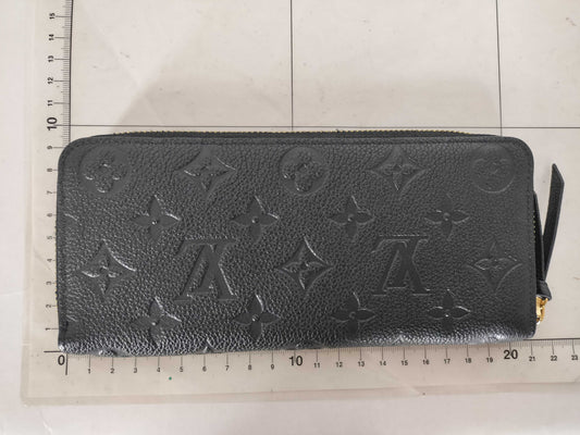LOUIS VUITTON Monogram Empreinte Louis Vuitton Clemence Monogram Empreinte M60171 RFID Wallet