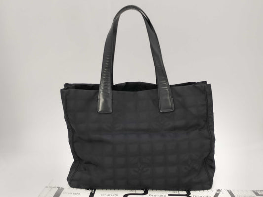 CHANEL CHANEL New Travel Line MM Tote Bag