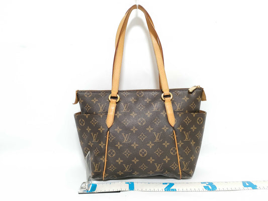 LOUIS VUITTON Monogram Tote Bag FL5019