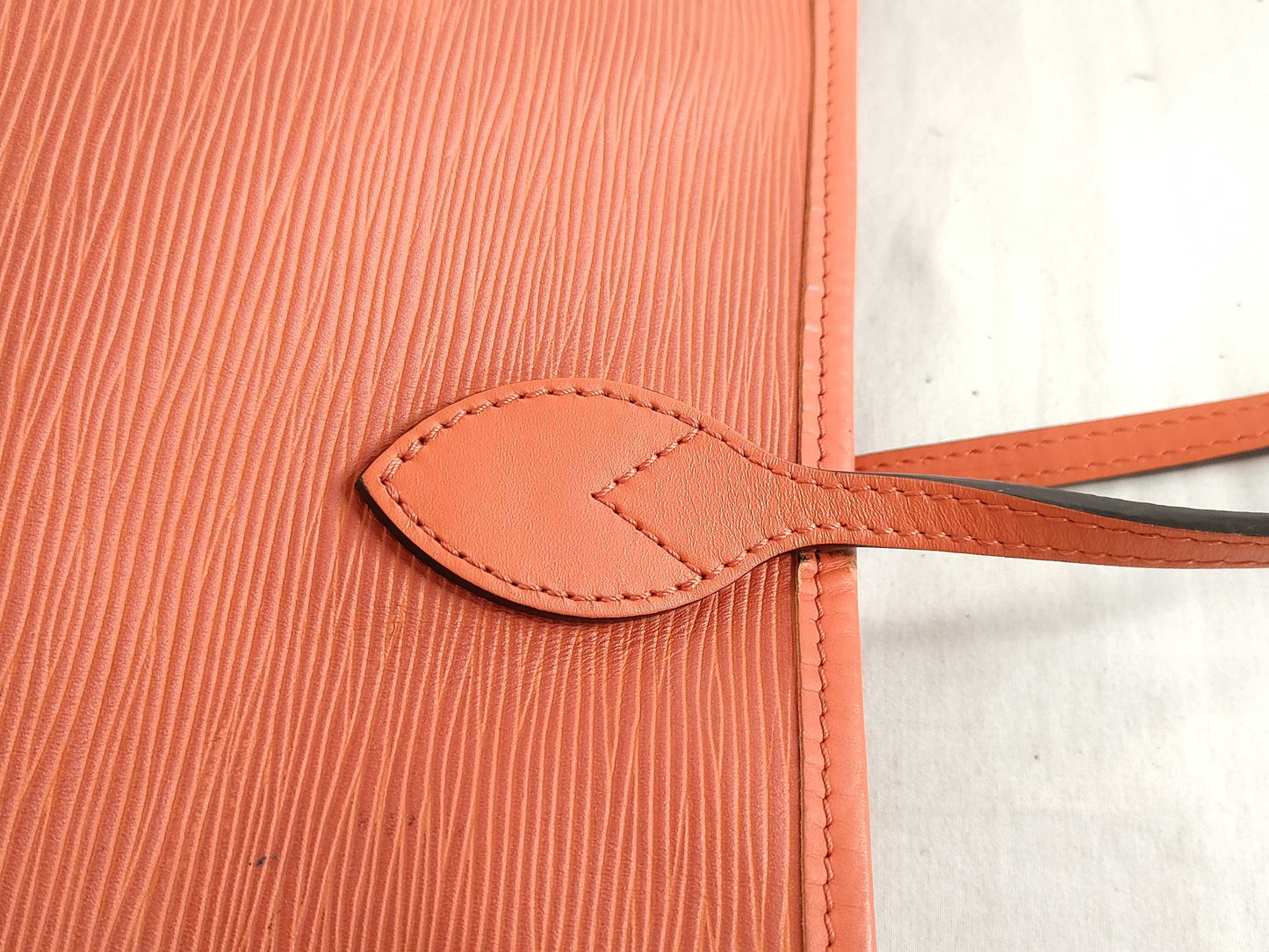 LOUIS VUITTON Epi Tote Bag