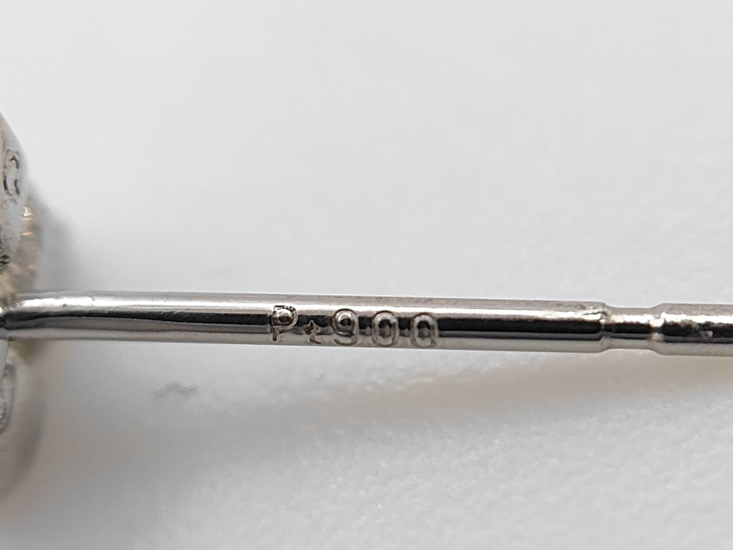 D0.1ct Pt900 0.5g Earrings