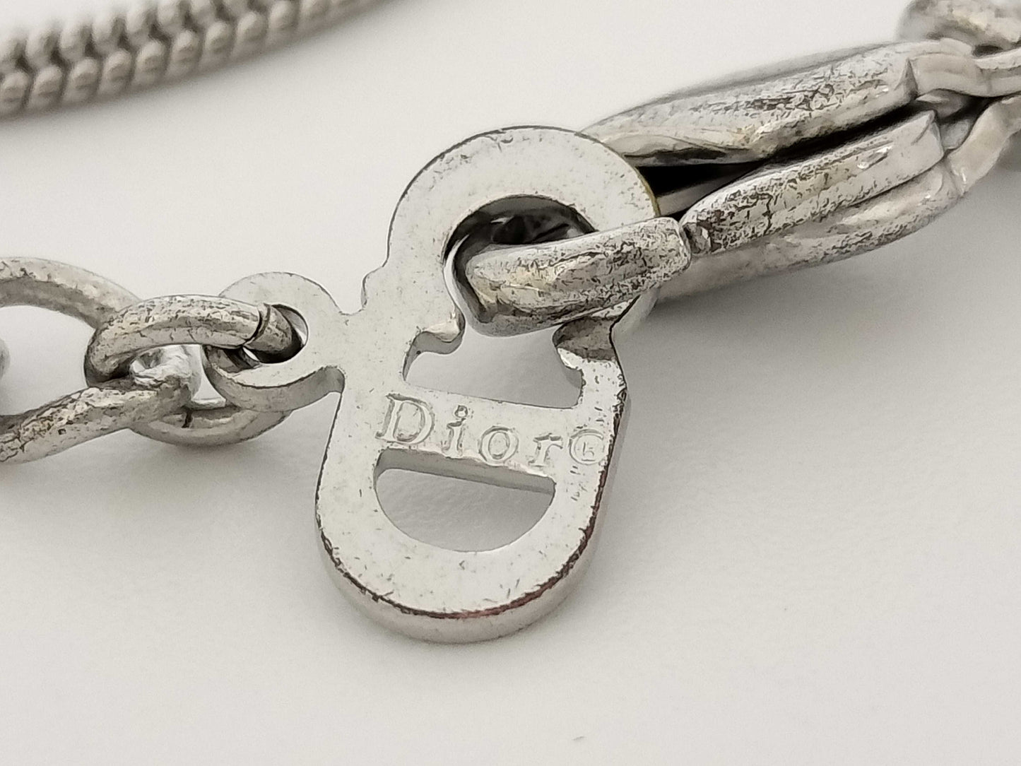 Dior Dior logo plate necklace necklace