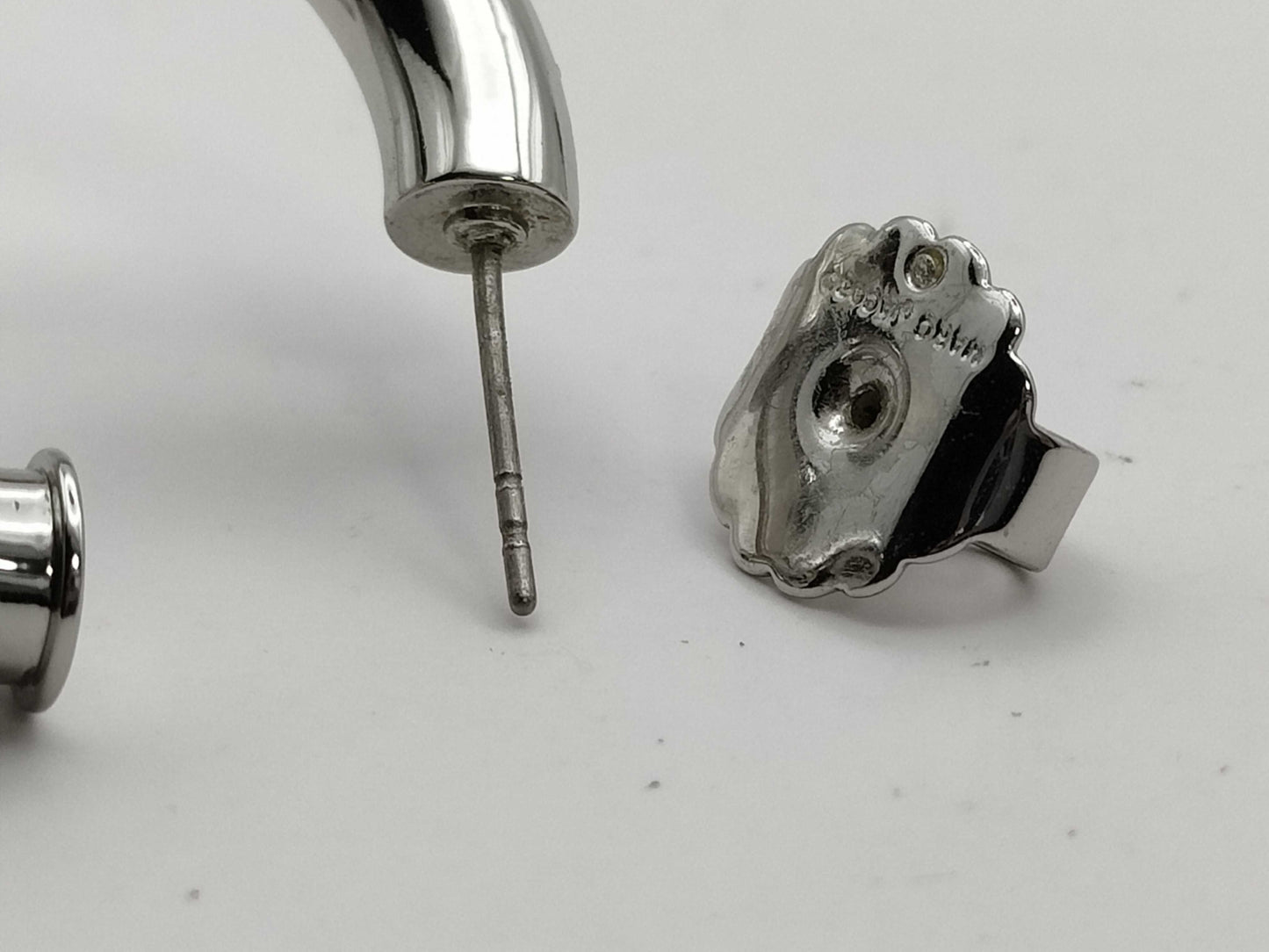 MARC JACOBS Heart Hoop Earrings