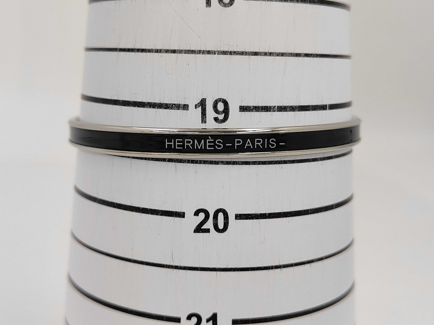 HERMES Enamel Bangle XF Uni Bracelet/Bangle