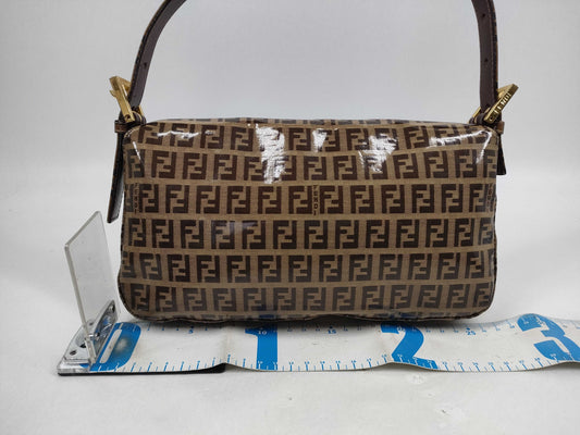 FENDI Mamma Zucchino Enamel Mamma Bucket Shoulder Bag