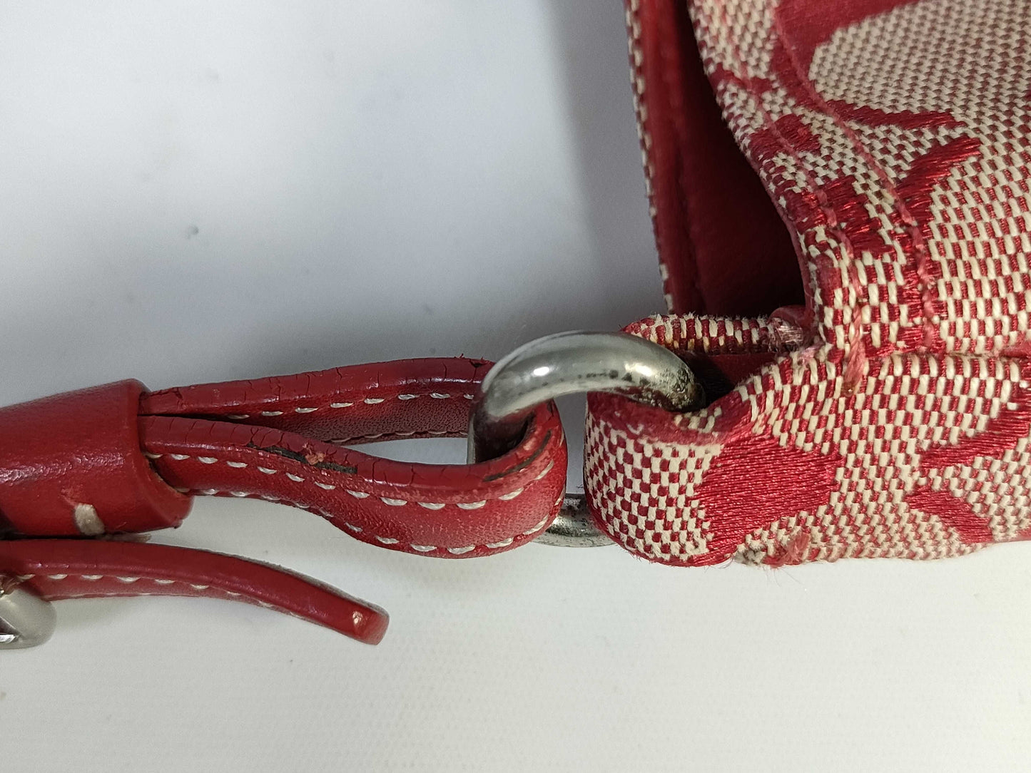 COACH Signature Coach One-Shoulder Bag Shoulder Bag