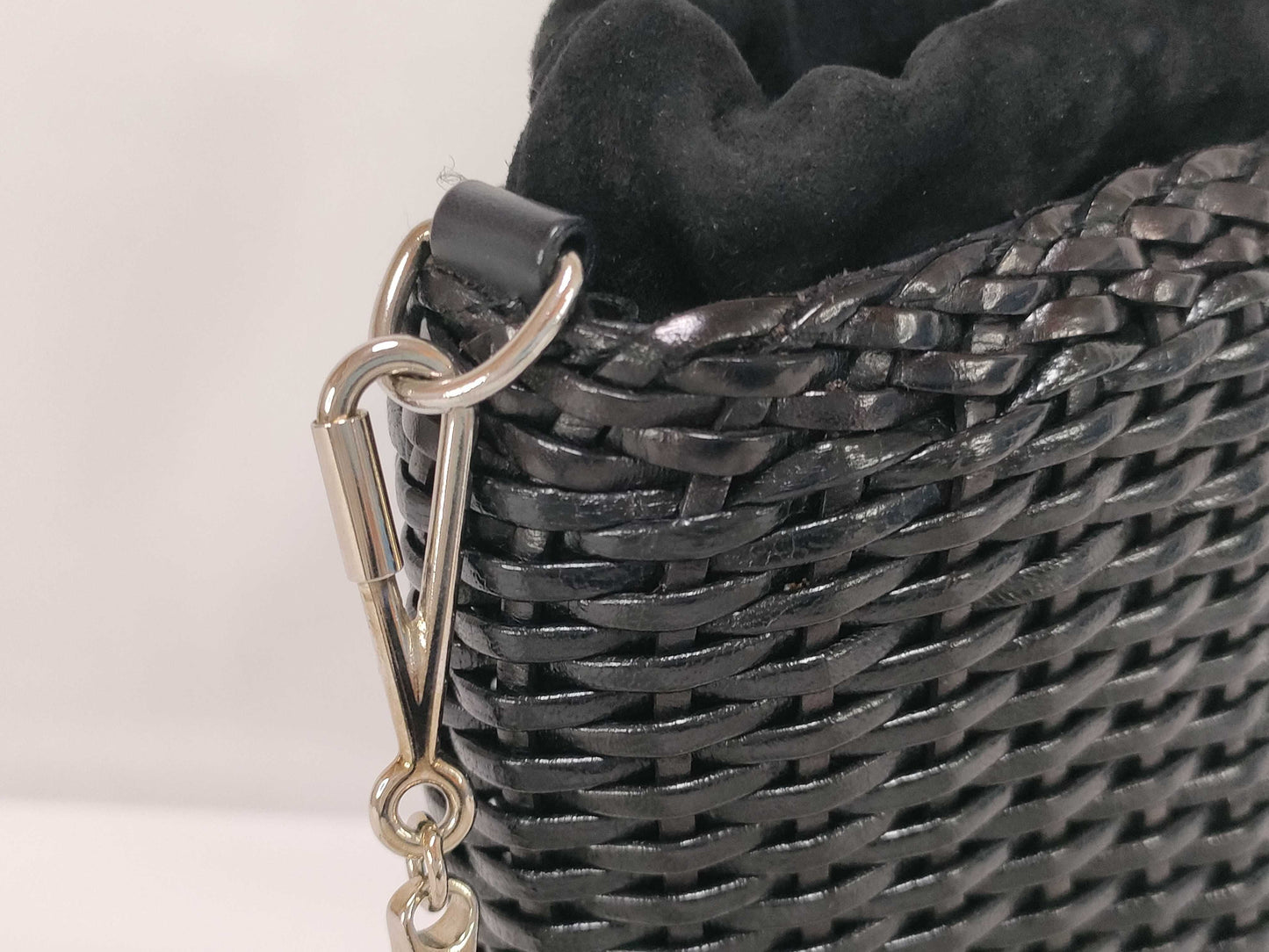 GUCCI Basket Drawstring Shoulder Bag