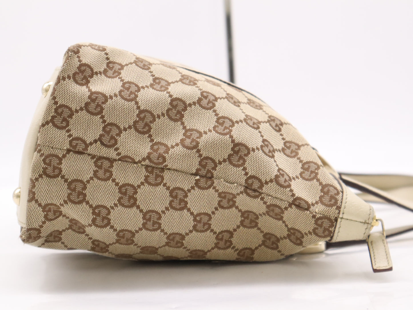 GUCCI 141470 Canvas/Leather GG Canvas Abbey Handbag in Beige and White with GD Hardware