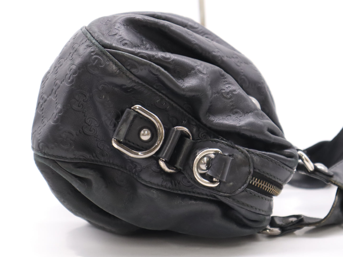 GUCCI Leather Guccissima 2-way Handbag in Black with Silver Hardware and Shoulder Strap