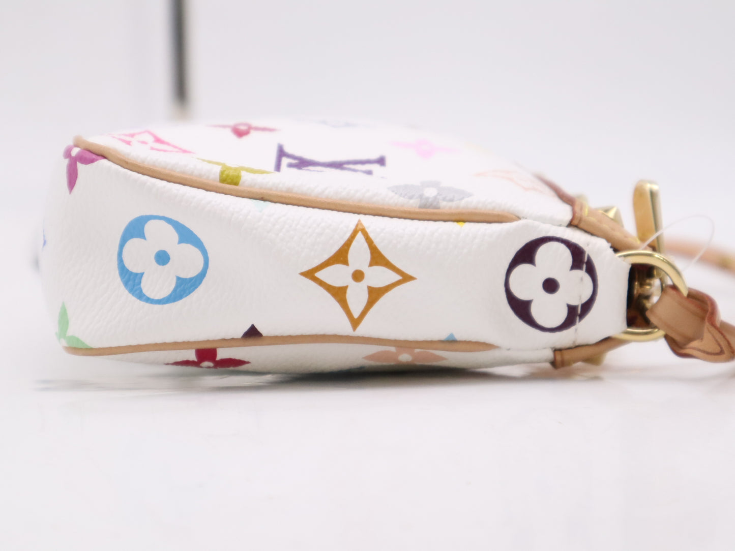 LOUIS VUITTON M92649 Multicolor Pochette Accessoires Blanc Pouch