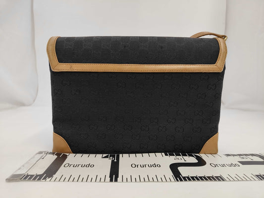 GUCCI GUCCI GG Canvas Shoulder Bag Bag