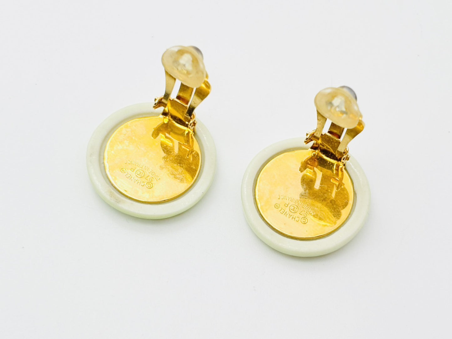 CHANEL Logo Button Round Earrings 97P Green Ceramic Enamel Cloisonne Earrings