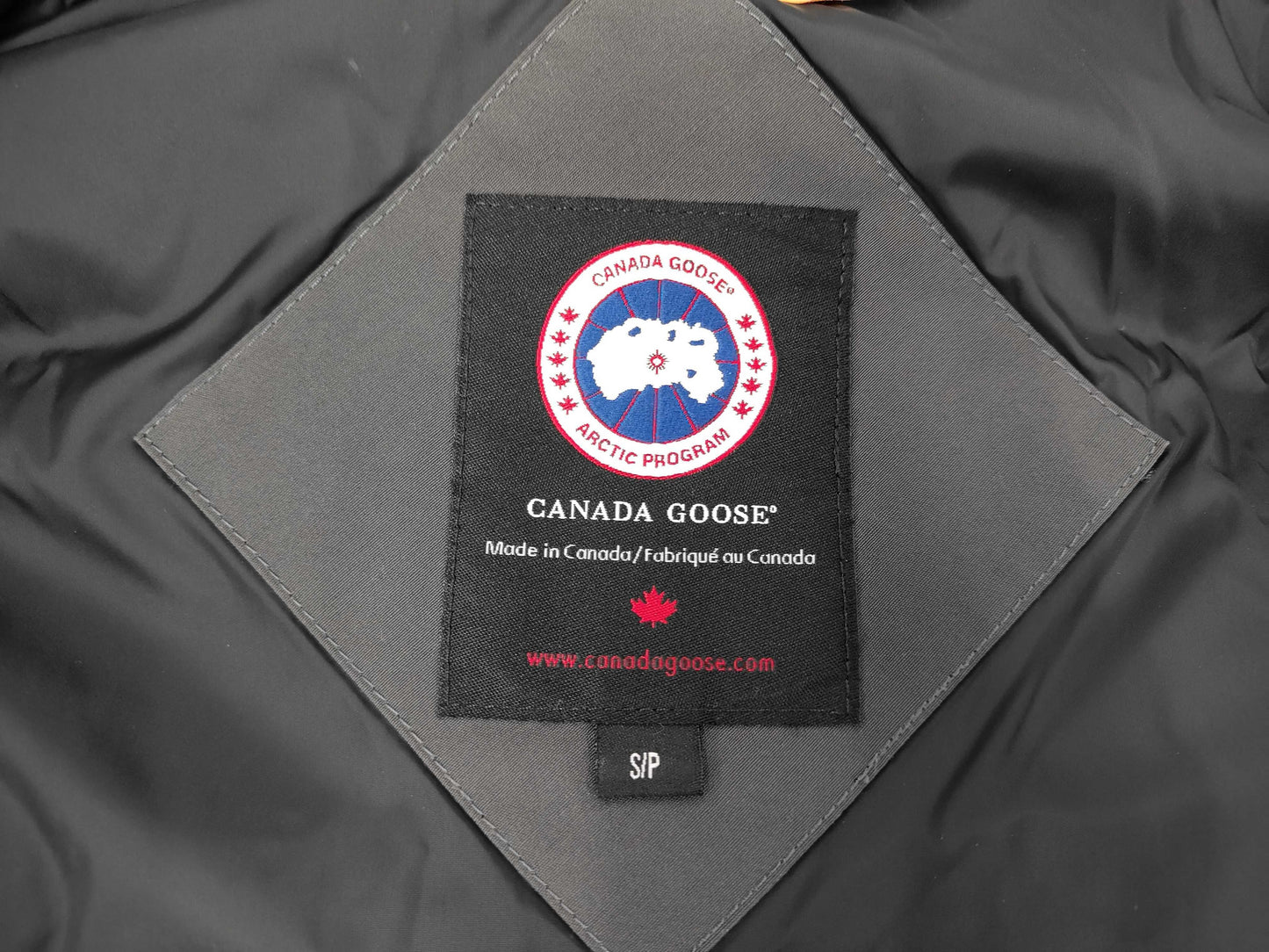 Canada Goose 4550M Down Jacket, Size S