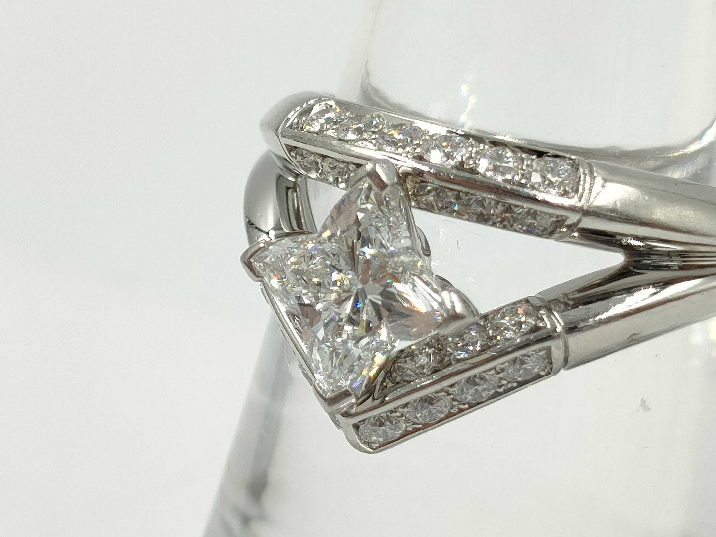 LOUIS VUITTON Double Star Star-Cut Diamond #52 Pt950 8.7g Ring