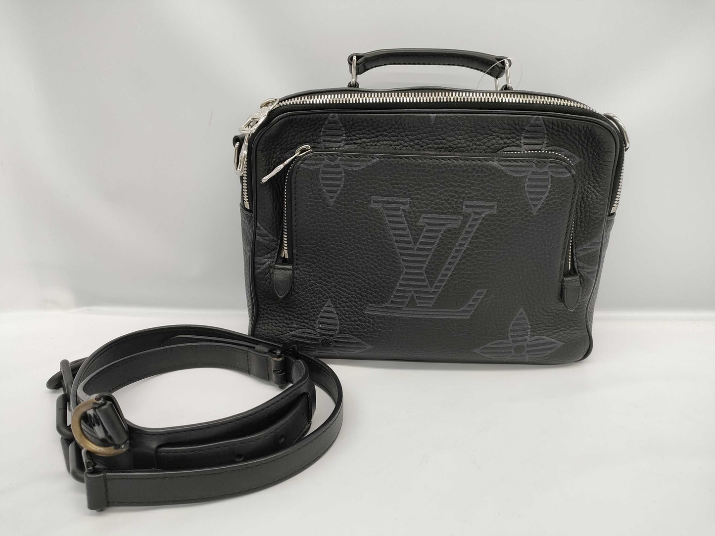 LOUIS VUITTON Monogram M57287 Flight Case Monogram Giant Handbag