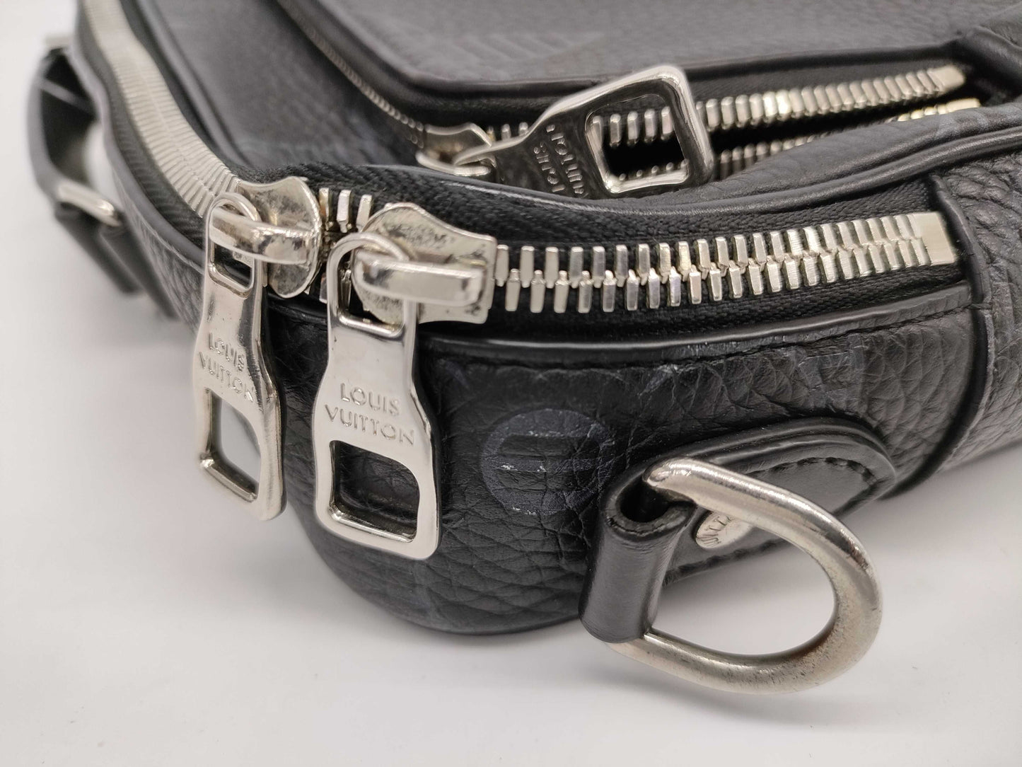 LOUIS VUITTON Monogram M57287 Flight Case Monogram Giant Handbag