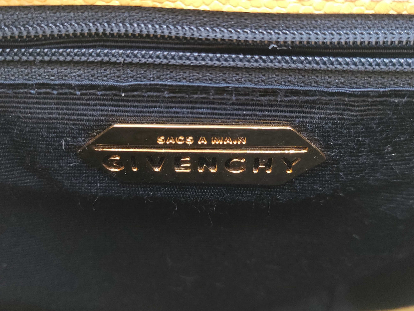GIVENCHY Leather Shoulder Bag Yellow Shoulder Bag