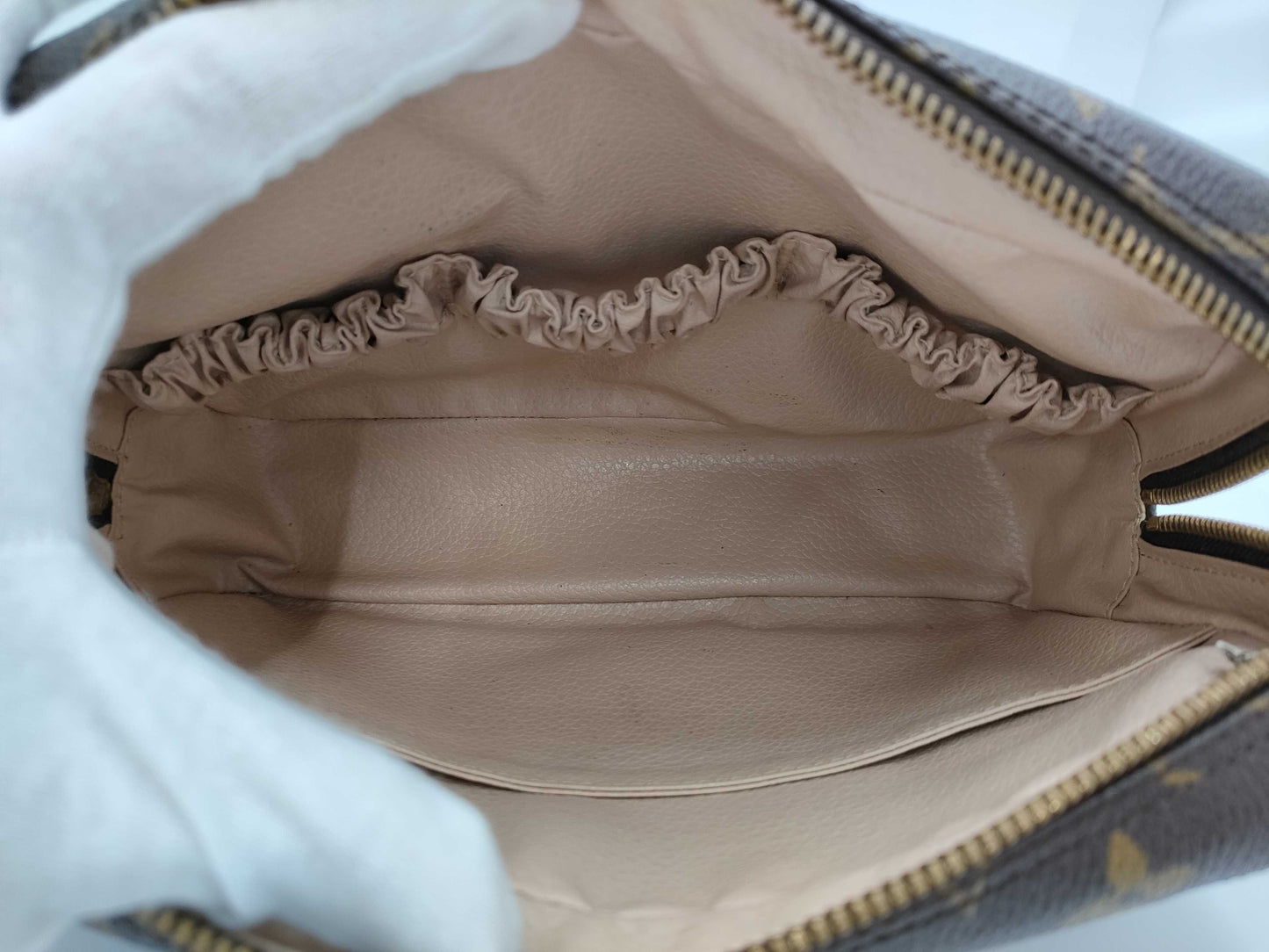 LOUIS VUITTON Monogram True Toilet 23 M47524 Second Bag