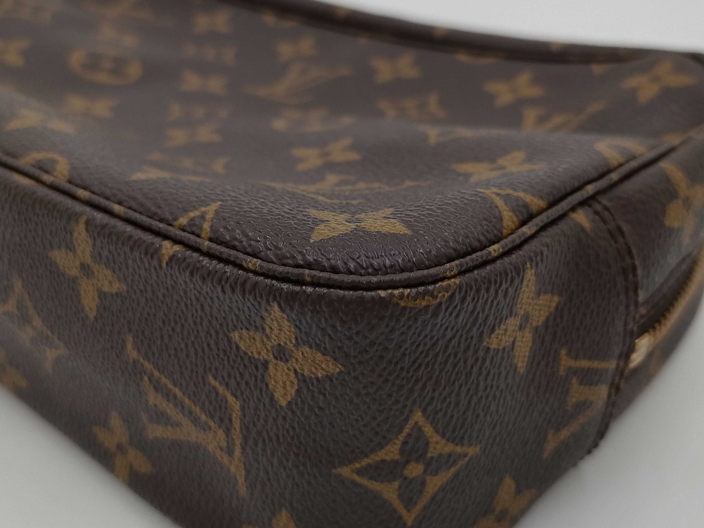 LOUIS VUITTON Monogram True Toilet 23 M47524 Second Bag