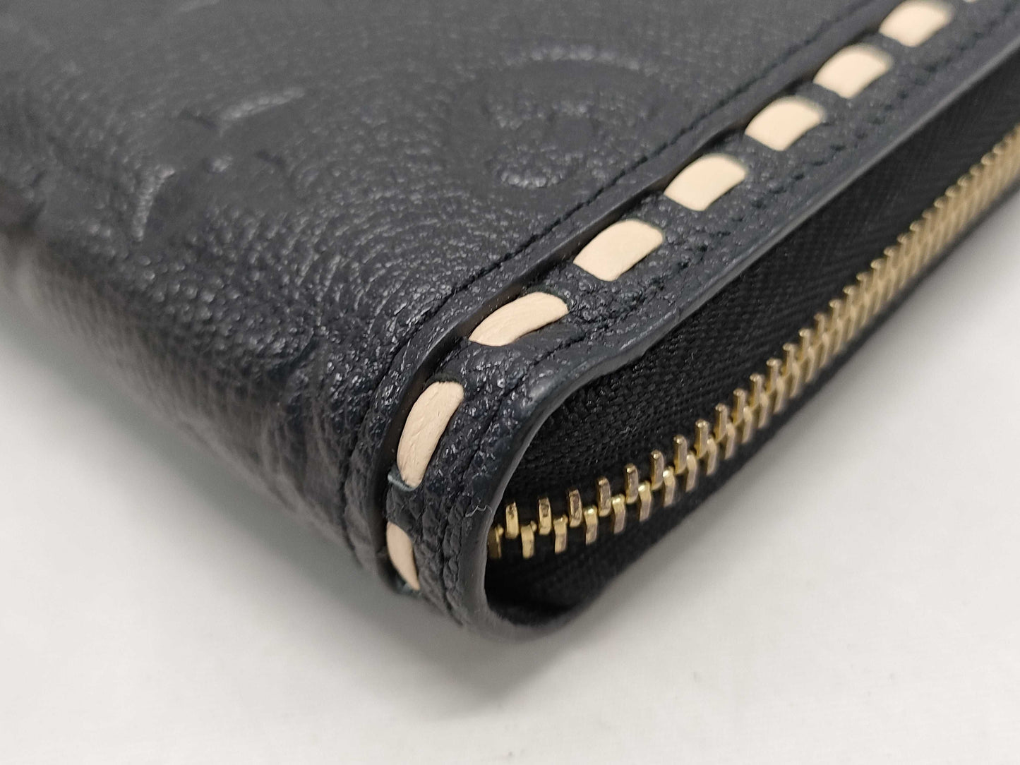 LOUIS VUITTON Monogram M64805 Empreinte Zippy Wallet
