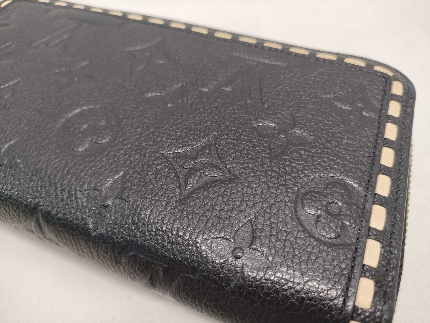 LOUIS VUITTON Monogram M64805 Empreinte Zippy Wallet