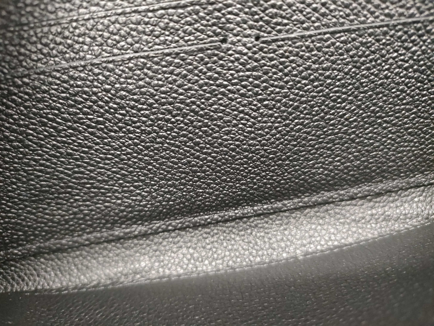 LOUIS VUITTON Monogram M64805 Empreinte Zippy Wallet