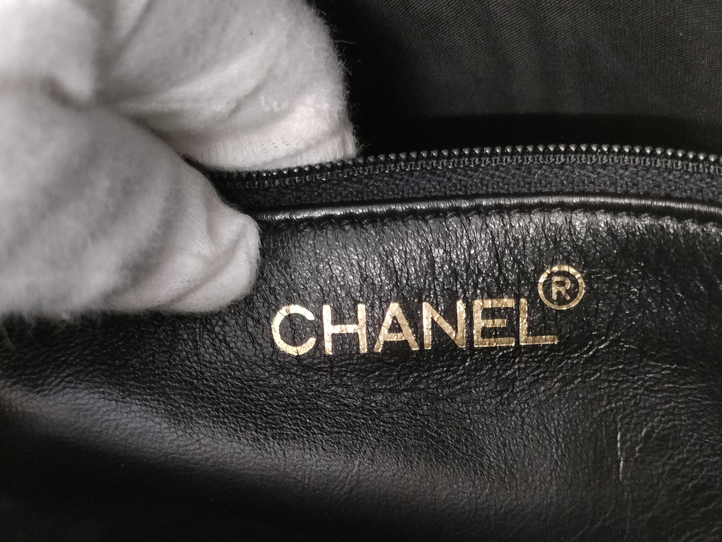 CHANEL Lambskin Chain Tote Bag