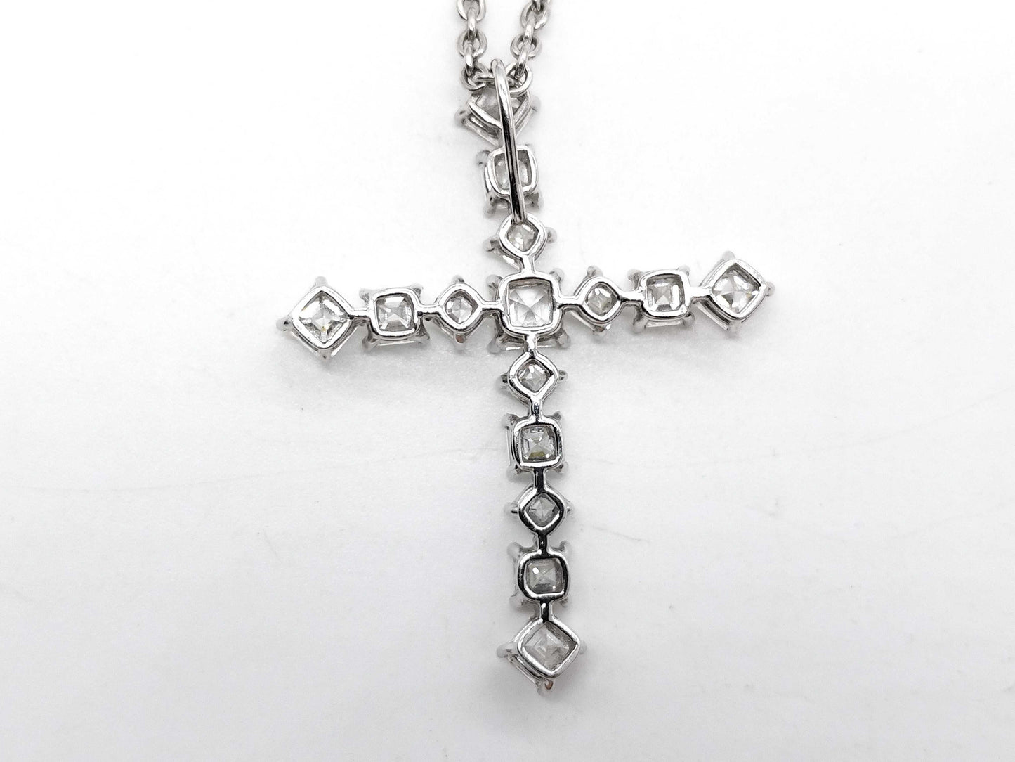 HARRY WINSTON Madonna Cross Large Diamond PT950 11.4g Necklace