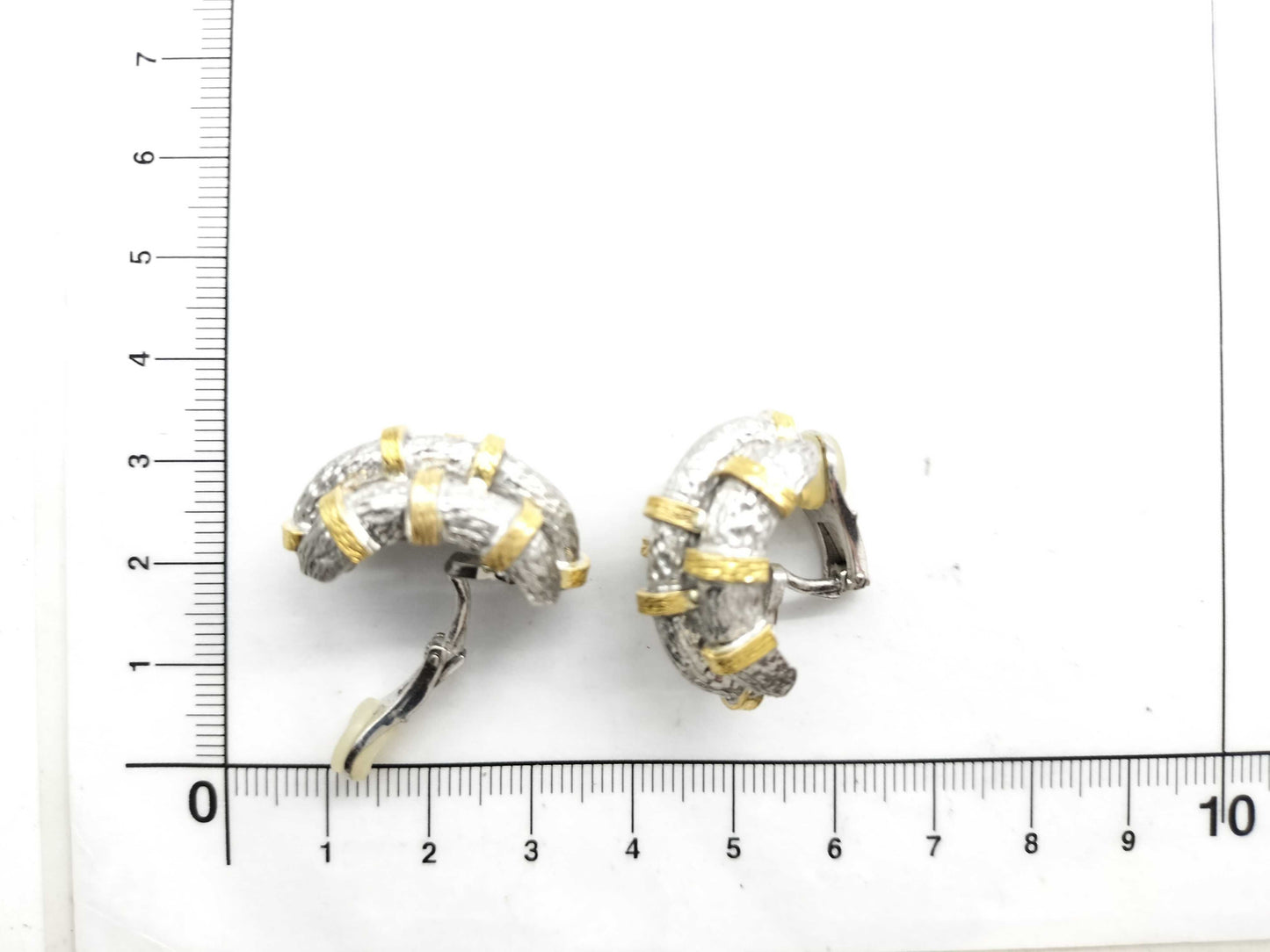 Zolotas SV/750 22.3g Earrings