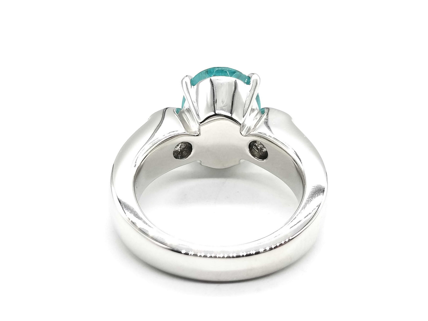 Paraiba tourmaline 5.695ct D0.40/0.40ct Pt900 20.6g Ring