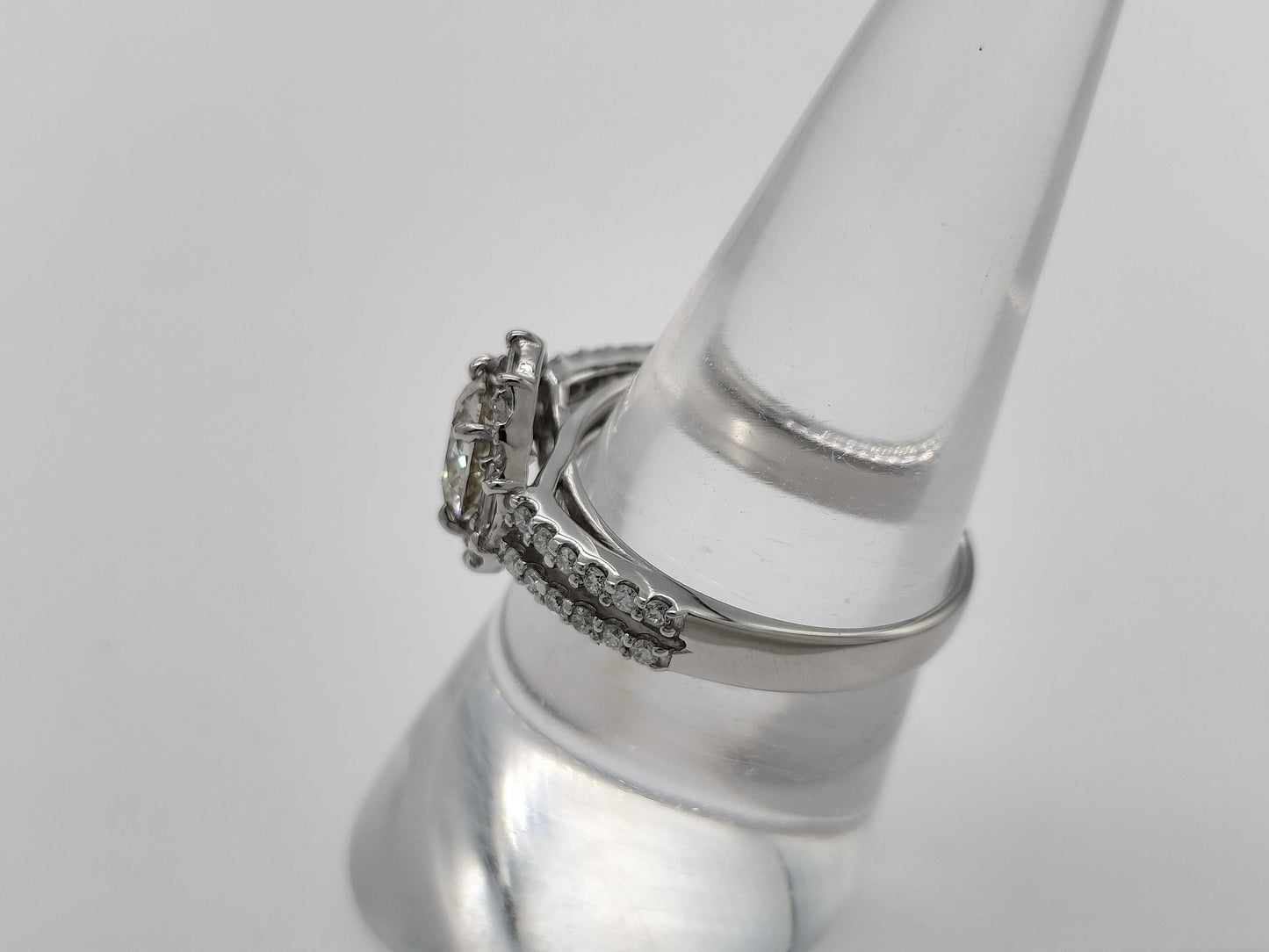 D1.007ct FD0.36ct PT900 5.7g Ring