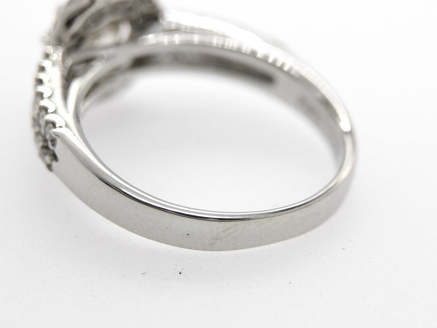 D1.007ct FD0.36ct PT900 5.7g Ring