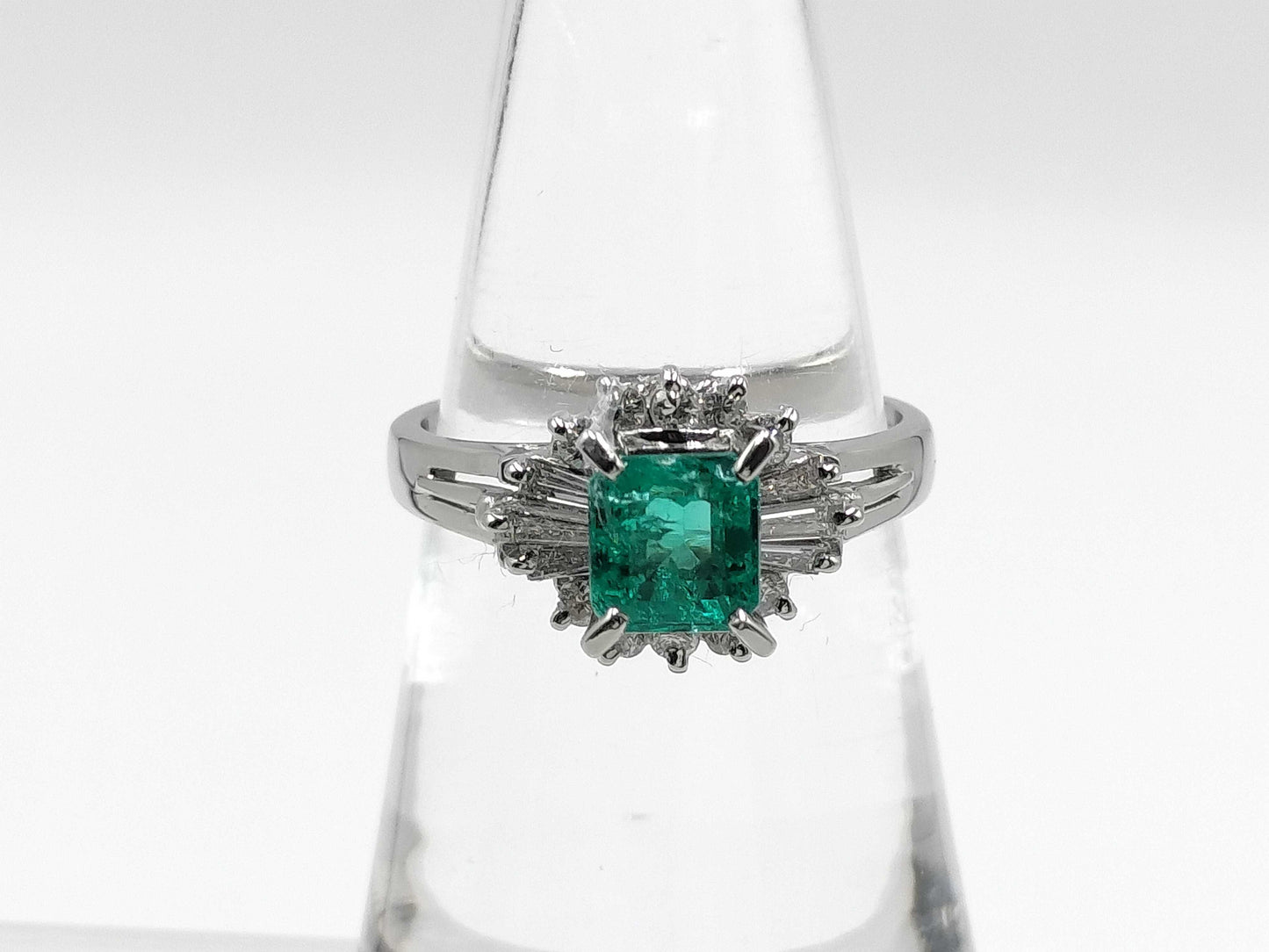 E0.77ct D0.35ct Pt900 5.1g Ring