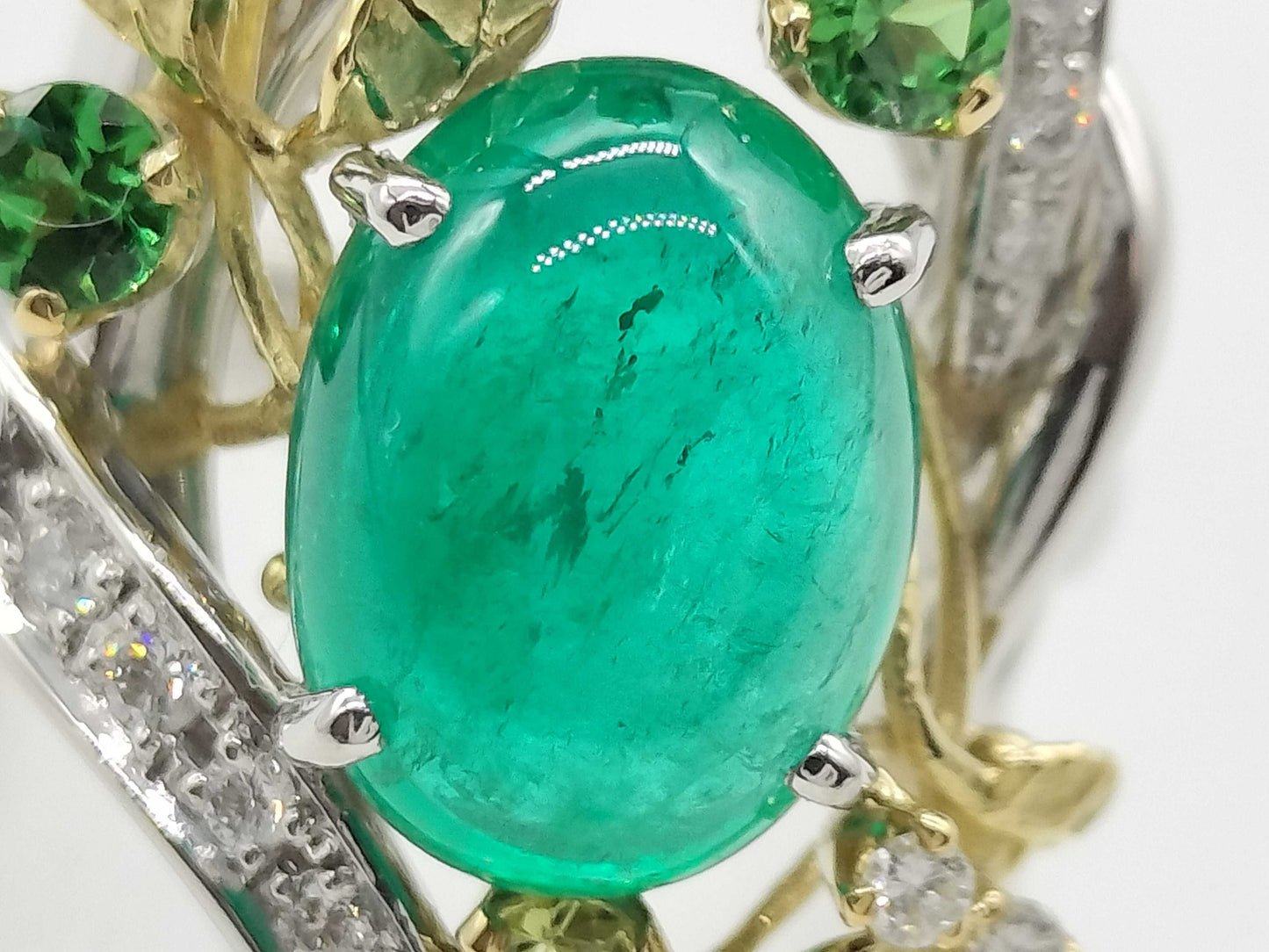 Cabochon E3.78ct, Colored Stone Multi D0.18ct, PT900/K18, 12.8g Ring
