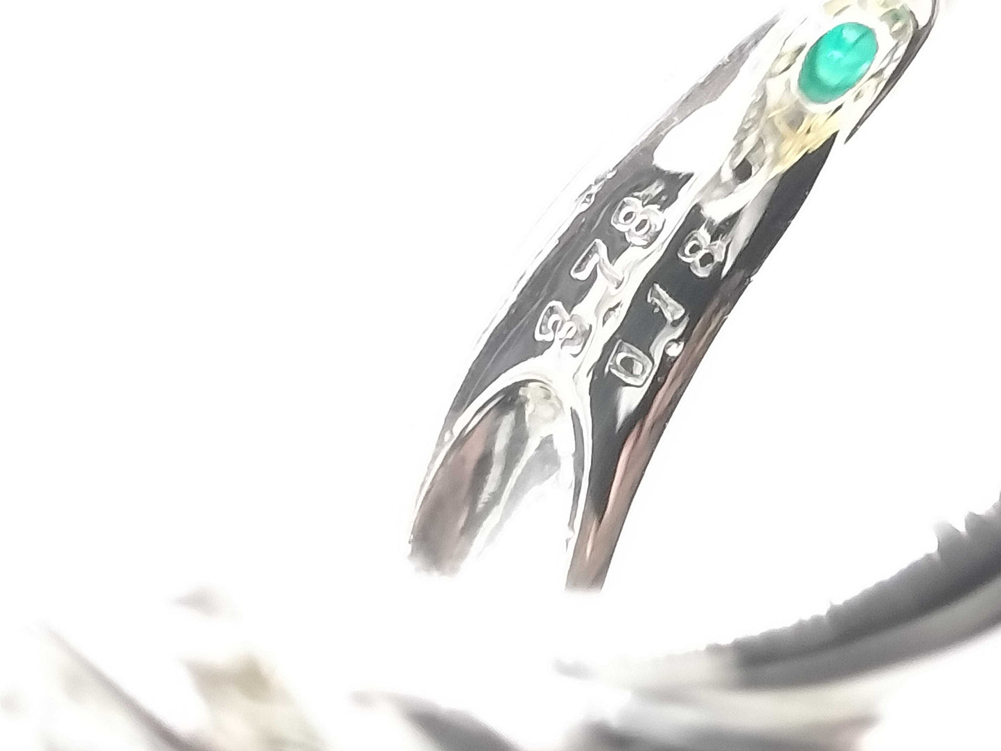 Cabochon E3.78ct, Colored Stone Multi D0.18ct, PT900/K18, 12.8g Ring