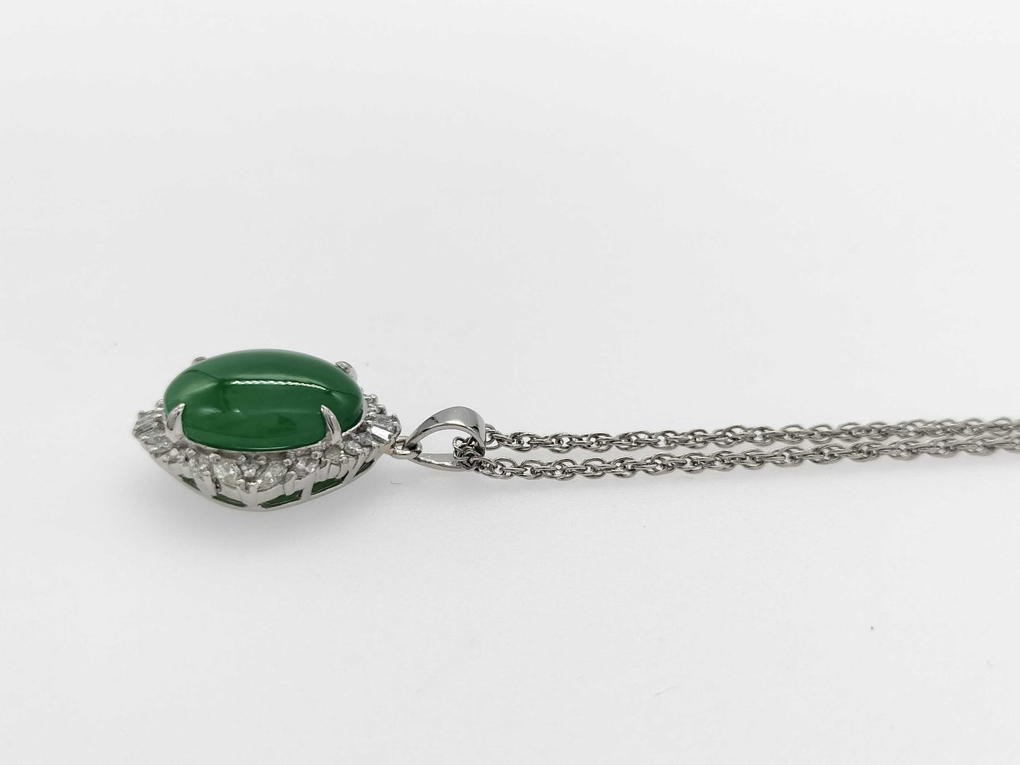 8.15ct Jadeite D0.65ct Pt900/850 12.2g Necklace